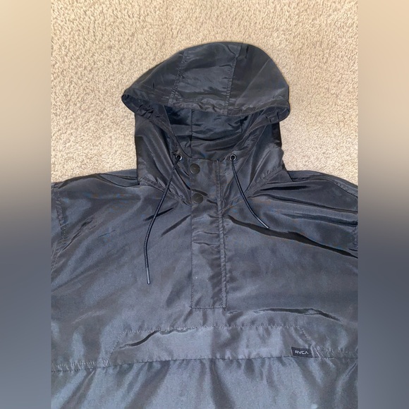 RVCA WINDBREAKER - Picture 2 of 5